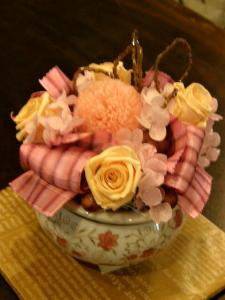 和風の陶器製花器｜「ＬＩＬＡＣ　ＡＶＥＮＵＥ’９１」　（愛知県名古屋市中区の花キューピット加盟店 花屋）のブログ